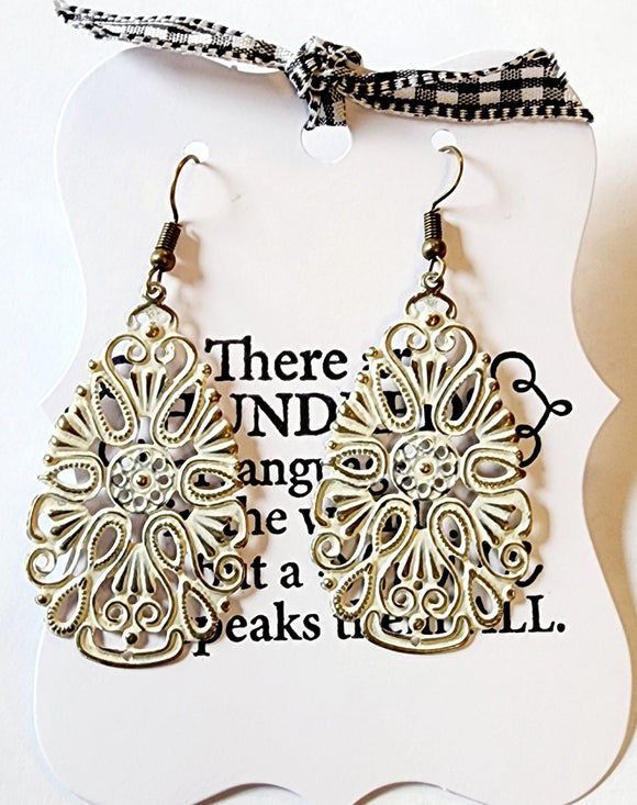 This is one of our favorite earrings, the perfect size and style for any outfit!  1-3/4