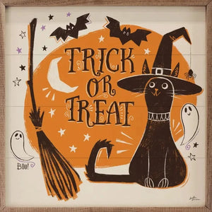 We love the vintage look of these new art pieces! A black cat with a witches hat sits off to the right, with a broom to the left. The words "Trick or Treat" are in the middle with two flying bata above!