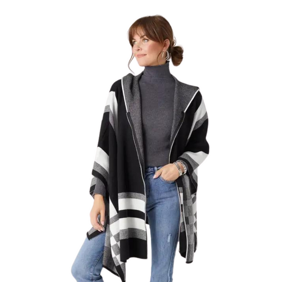 Our Keavy Zip Front Hooded Poncho perfectly blends fashion and functionality. This poncho is a staple piece for any wardrobe with its easy zip front and cozy hood. Whether running errands or meeting up with friends, this poncho has got you covered. Perfect for Fall!

One Size