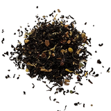 Noel Blanc

1oz: Black Tea, Cinnamon, Ginger, Orange Pieces, Cranberry Pieces, Chamomile + Calendula + Sunflower + Safflower Petals, Black + White Pepper, Lemon Balm, Lime Leaves, Clove, Nutmeg, Natural Flavors (Organic Compliant)