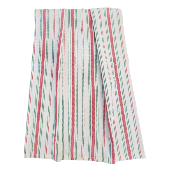 Mix this red and green striped towel on a white background with your other towels this year for a festive look!

27