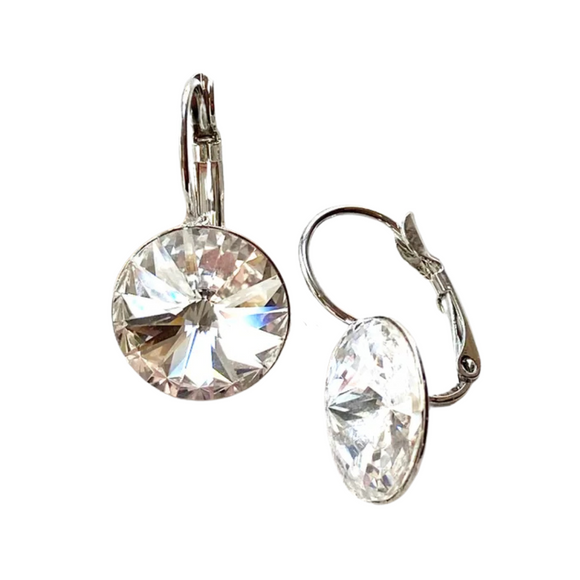 What a stunning earring! You'll get so many compliments when you wear these genuine clear Swarovski crystal earrings!

14 mm crystals, silver post.