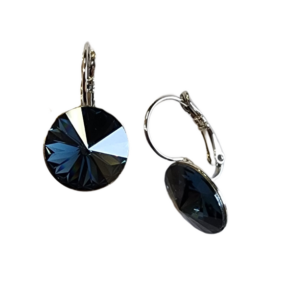 What a stunning earring! You'll get so many compliments when you wear these genuine blue Swarovski crystal earrings!

14 mm crystals, silver post.