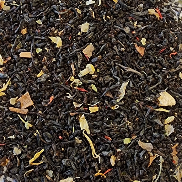 2oz. Black Tea, Cinnamon, Ginger, Orange Pieces, Cranberry Pieces, Chamomile + Calendula + Sunflower + Safflower Petals, Black + White Pepper, Lemon Balm, Lime Leaves, Clove, Nutmeg, Natural Flavors (Organic Compliant)

Antioxidant Level: High, Caffeine Level: Medium