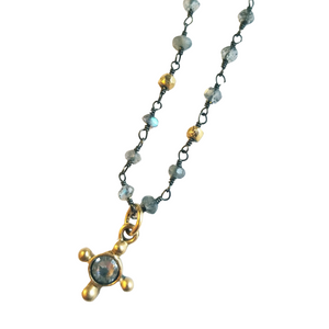 Wear this&nbsp;North Star Necklace as an inspiration for that one thing that motivates you!

Made from Labradorite beaded chain with an artisan brass star and Swarovski pendant.