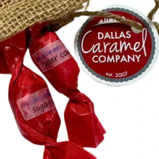 This sugar cookie caramel is as delicious as it is cute!! You'll love the combination of the two together! 

Sugar Cookie is buttery with hints of vanilla topped with Christmas sprinkles and crunchy red & green sugar. 

1 single caramel

Caramel will NOT stick to teeth, braces, or dental work and is dentist approved and is gluten-free!