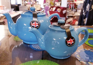 bright blue teapot in 2-cup and 6-cup size