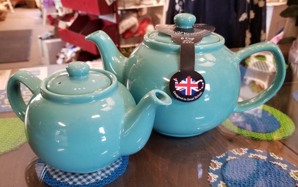 jade green teapots in 2-cup and 6-cup sizes.