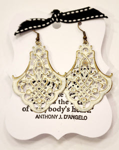 Chandelier filigree earrings in a lightweight vanilla finish and are so comfortable to wear!  Lead-free, Nickle free  Approximately 2.75"