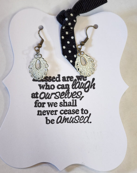 These dainty scalloped earrings are just the thing for date night!  Distressed, hand-painted in 