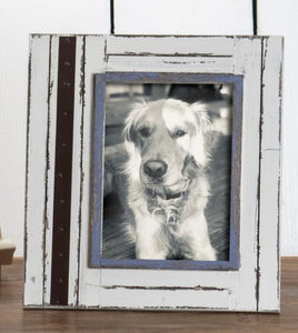 You'll love the distressed whitewashed finish and the pop of blue in this photo frame.  We love the detail of the metal along the left-hand side of the frame.  It will Instantly add charm to any space as well as your 5X7 photo! 